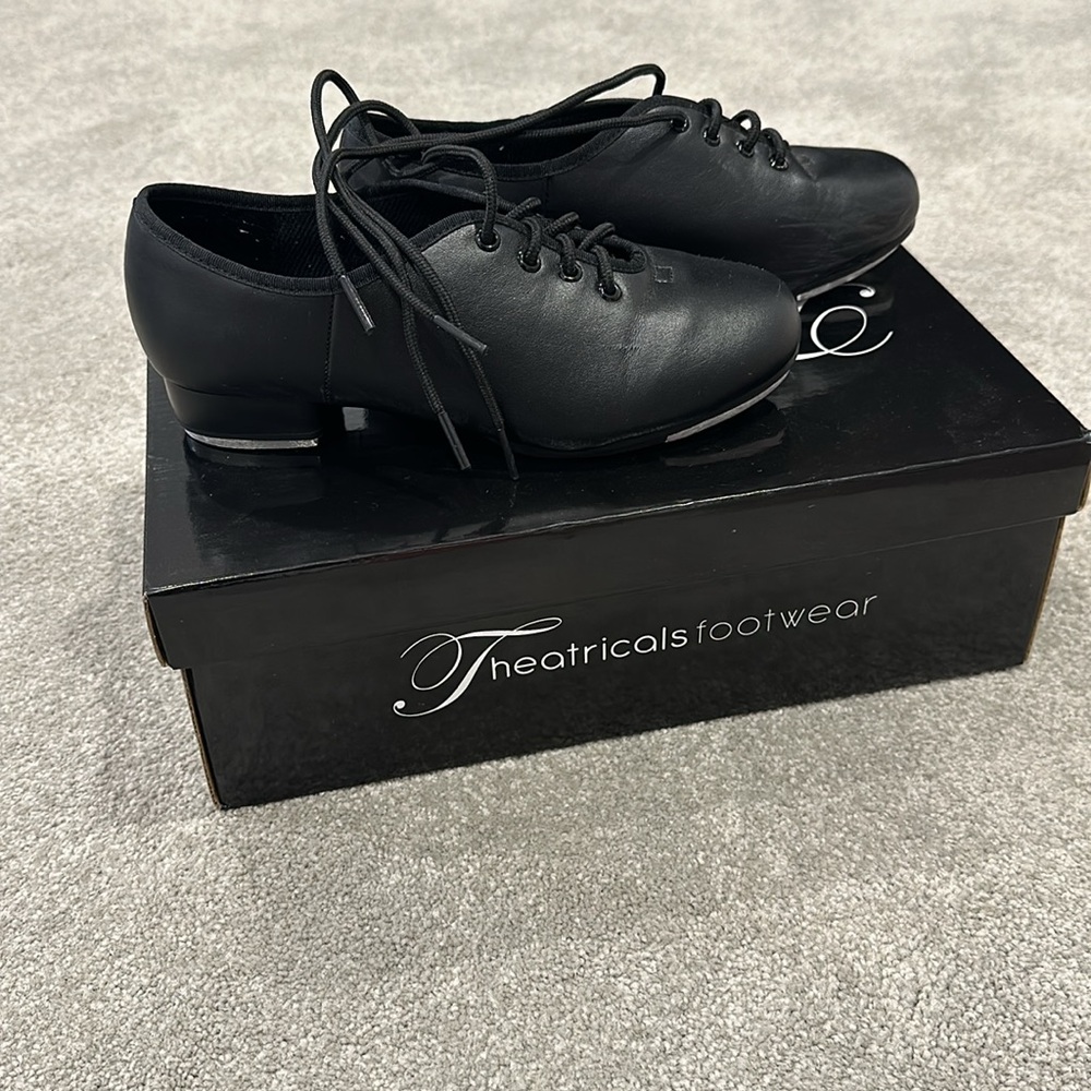 Tap shoes
